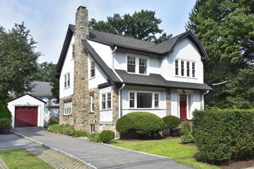 497 Pelhamdale Ave, New Rochelle NY  10803-3313 exterior