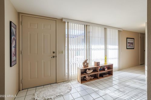 17819 Lindgren Ave, Sun City, AZ 85373-2233