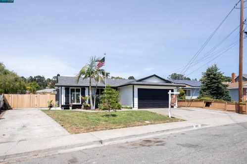 922 Kittery Way, Pinole, CA 94564-2722