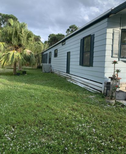 44 Calle De Lagos, Fort Pierce, FL 34951-2803