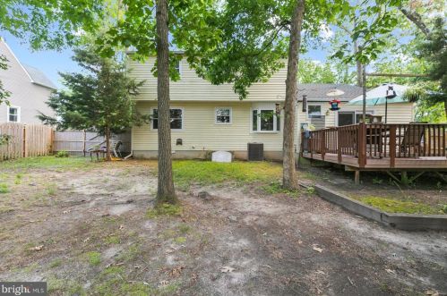 18 Aristone Dr, Berlin Boro NJ  08009-2254 exterior