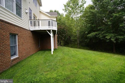 15046 Gaines Mill Cir, Haymarket VA  20169-4500 exterior