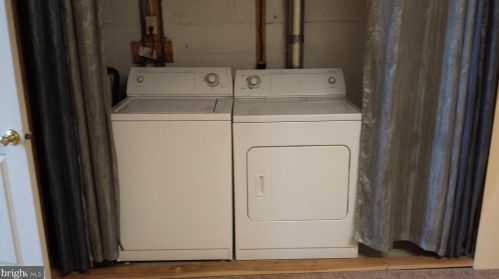 79 Fairfax Vlg, Harrisburg PA 17112-9555 exterior