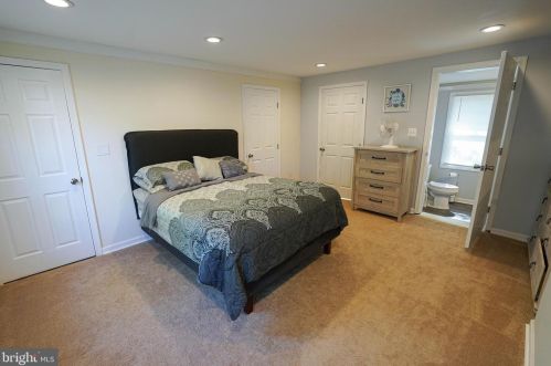 411 6th St, Laurel DE  19956-1363 exterior