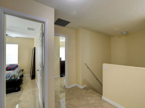 672 Carriage Lk Way, Vero Beach FL 32968-9480 exterior