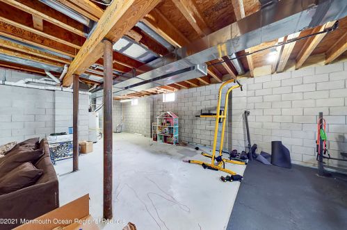 386 Hopedale Dr, Berkeley Township NJ  08721-2781 exterior