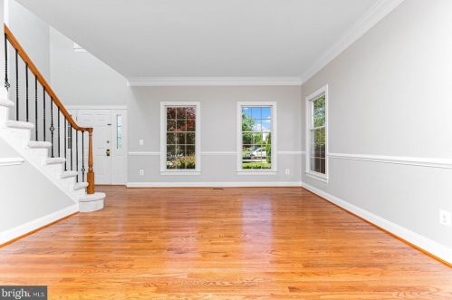 5329 Jacobs Creek Pl, Haymarket VA  20169-6152 exterior