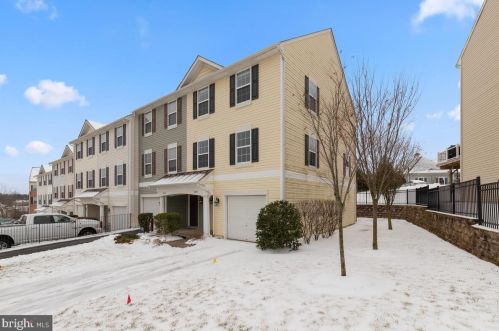 3029 Chinkapin Oak Ln, Woodbridge, VA 22191-7516