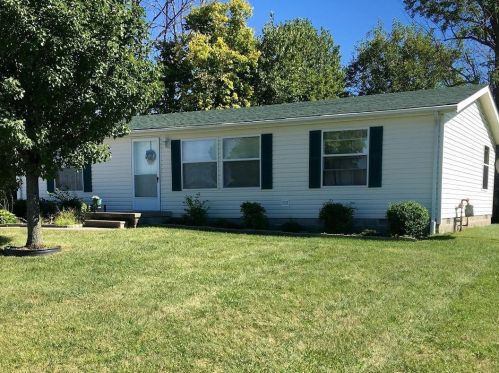 330 Taylor Dr, Wilmington, OH 45177-7164