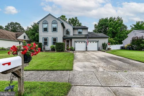 480 Granger Dr, Bear, DE 19701-2177