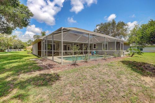 4220 61 Ave, Vero Beach FL 32968-9258 exterior