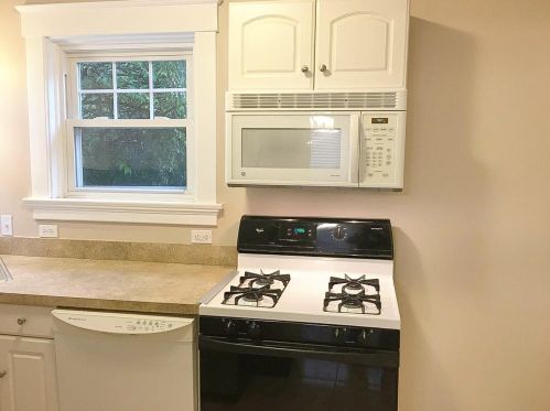 4344 Beech St, Cincinnati OH 45212-4233 exterior