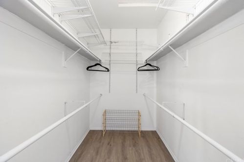 309 Regatta Way, Seal Beach CA  90740-5985 exterior