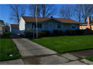 35640 Grovewood Dr, Willoughby, OH 44095-2248