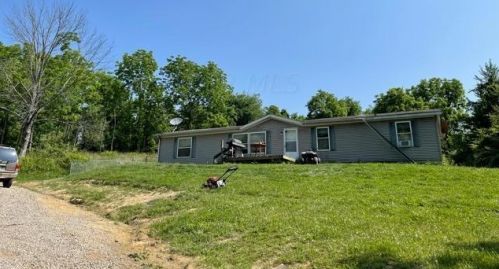 5246 Township Road 398a, Somerset, OH 43783-9525