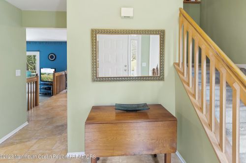 2 Harvard Dr, Tinton Falls, NJ 07724-9764