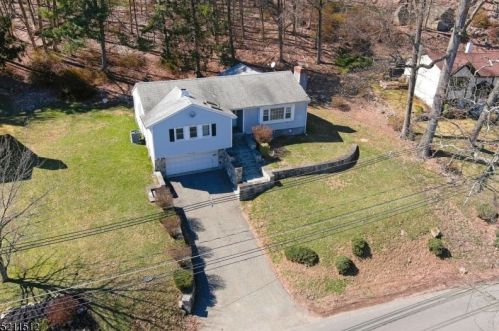 641 Shore Trl, Sparta NJ  07871-1317 exterior