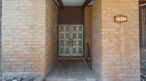 15236 6th Cir, Phoenix, AZ 85023-5211