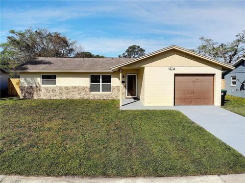 944 Park Manor Dr, Orlando, FL 32825-6741