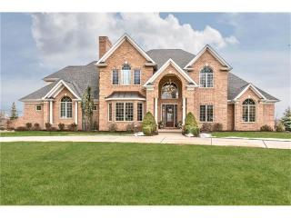 709 Parkview Dr, Gibsonia, PA 15044-6124