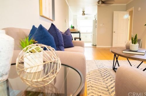 933 1st St, Long Beach, CA 90802-5313