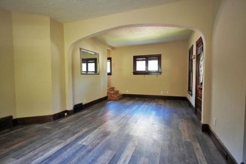 124 Roosevelt St, Green Bay, WI 54301-4728