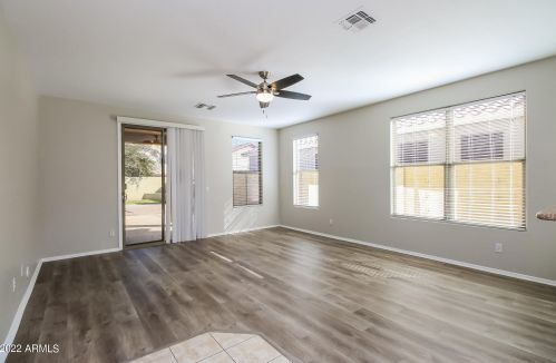 2202 Agrarian Hills Dr, Queen Creek, AZ 85142-6374
