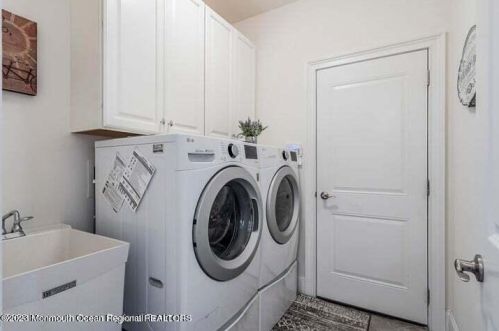 102 Ambermist Way, Lacey NJ  08731 exterior