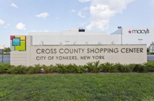 625 Gramatan Ave, Mount Vernon NY  10552-1839 exterior