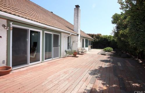 206 Wisteria Ct, Santa Maria CA  93455-3417 exterior