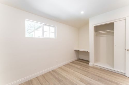 6930 Colbath Ave, Van Nuys CA  91405-4103 exterior