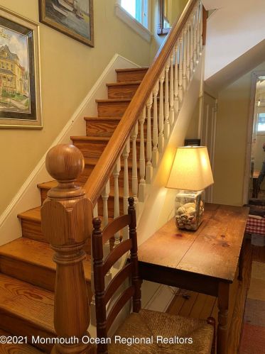 148 Franklin Ave, Ocean Grove, NJ 07756-1032