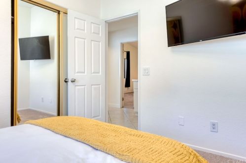 51899 Avenida Carranza, La Quinta CA  92253-3156 exterior