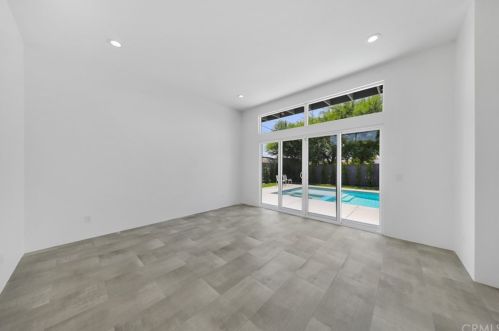 530 Calle Marcus, Palm Springs CA  92262-6147 exterior
