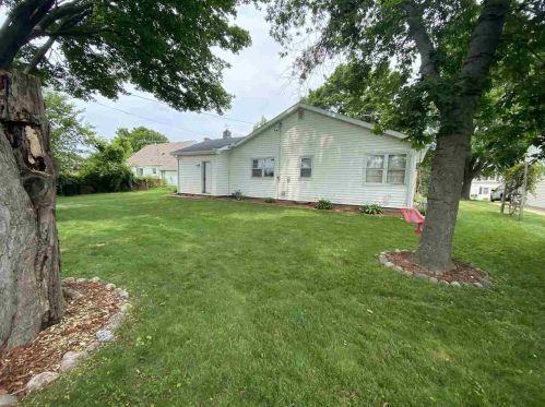 429 Merrimac St, Dodgeville, WI 53533-1523