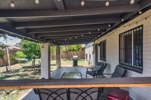 4427 Citrus Way, Glendale AZ 85305-2524 exterior