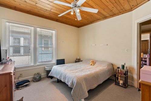 3000 Murray Ave, Milwaukee WI 53211-3205 exterior