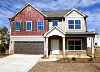 1412 Vandenburg Dr, Fayetteville, NC 28312-7020