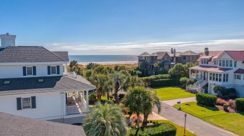 6 44th Ave, Isle Of Palms SC  29451-2605 exterior