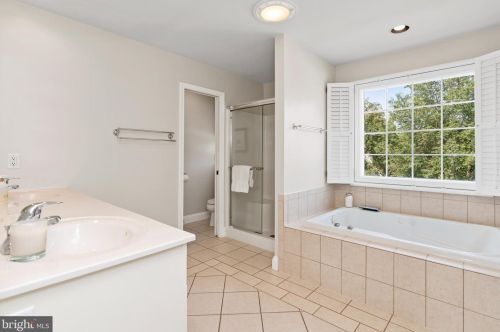 5915 Westover Dr, Navy Sup Dpt PA  17050-6871 exterior