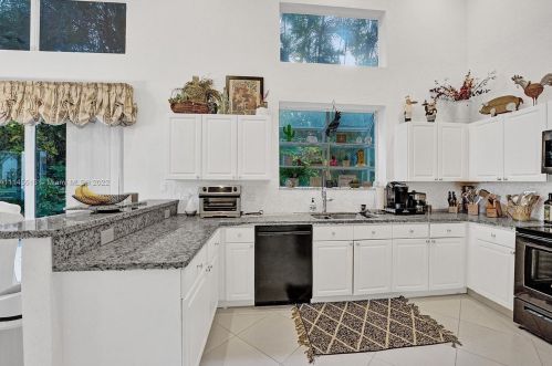 11646 Privado Way, Boynton Beach FL  33437-1924 exterior