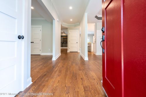 803 Leonardville Rd, Leonardo NJ  07737-1335 exterior