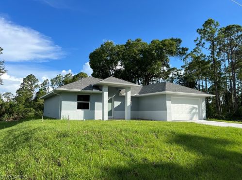 938 Anthony St, Lehigh Acres, FL 33974-9745