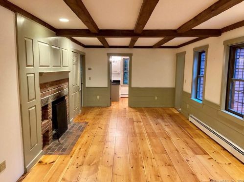 55 Shoddy Mill Rd, Manchester CT  06043-7817 exterior