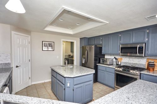 26709 Lakeview Dr, Helendale CA  92342-7806 exterior