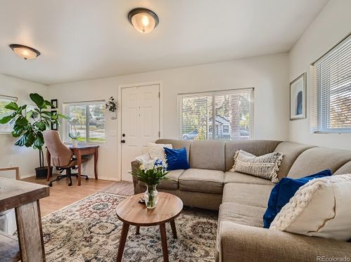 3076 Pearl St, Englewood CO 80113-2709 exterior