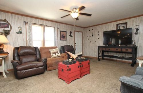 424 Leslie Trce, Washington Court House OH  43160-9422 exterior