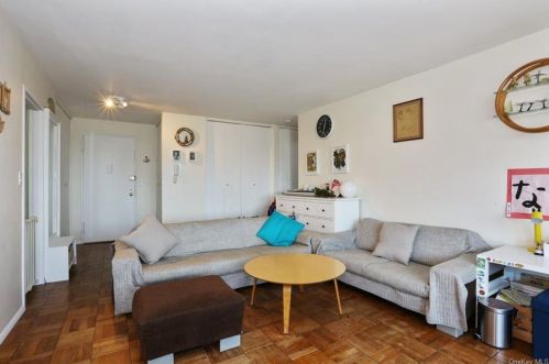 3671 Hudson Manor Ter, Bronx NY  10463-1137 exterior