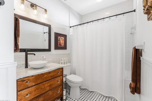 5544 Cynthia Ln, Naples FL  34112-5454 exterior