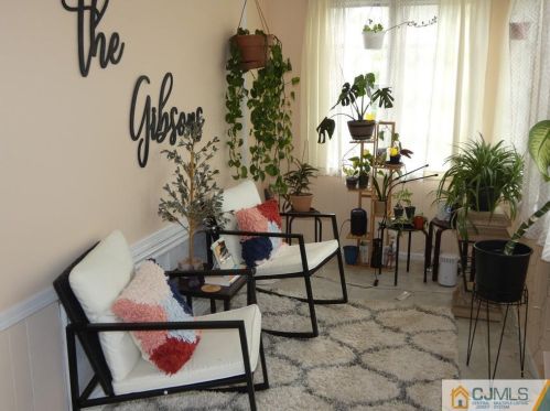 109 Tompkins Ave, South Plainfield NJ  07080-3042 exterior